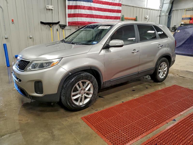 2015 KIA SORENTO LX — VIN 5XYKT3A62FG629878