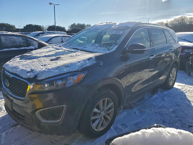 2018 KIA SORENTO LX — VIN 5XYPGDA32JG405797