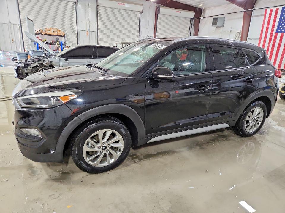 2017 HYUNDAI TUCSON — VIN KM8J33A49HU478397
