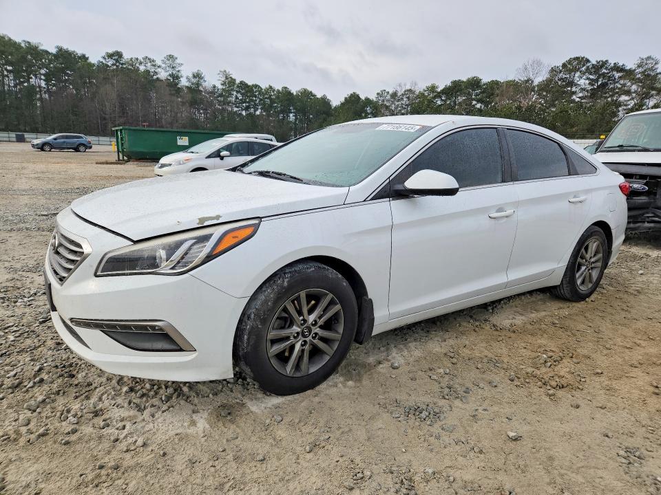 2015 HYUNDAI SONATA — VIN 5NPE24AF6FH190859