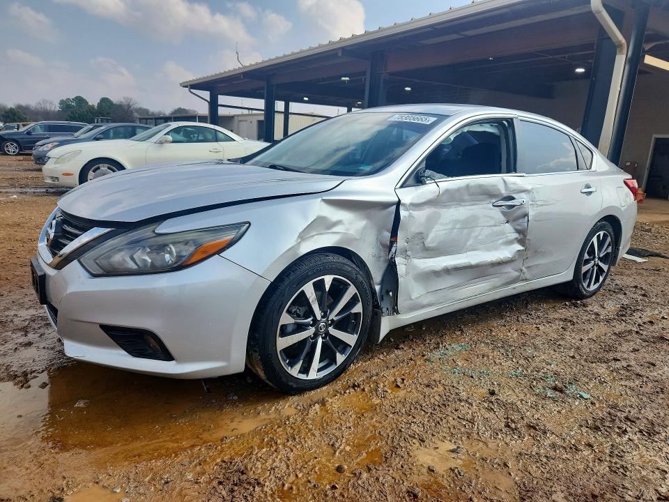 2016 NISSAN ALTIMA — VIN 1N4AL3AP4GC181157