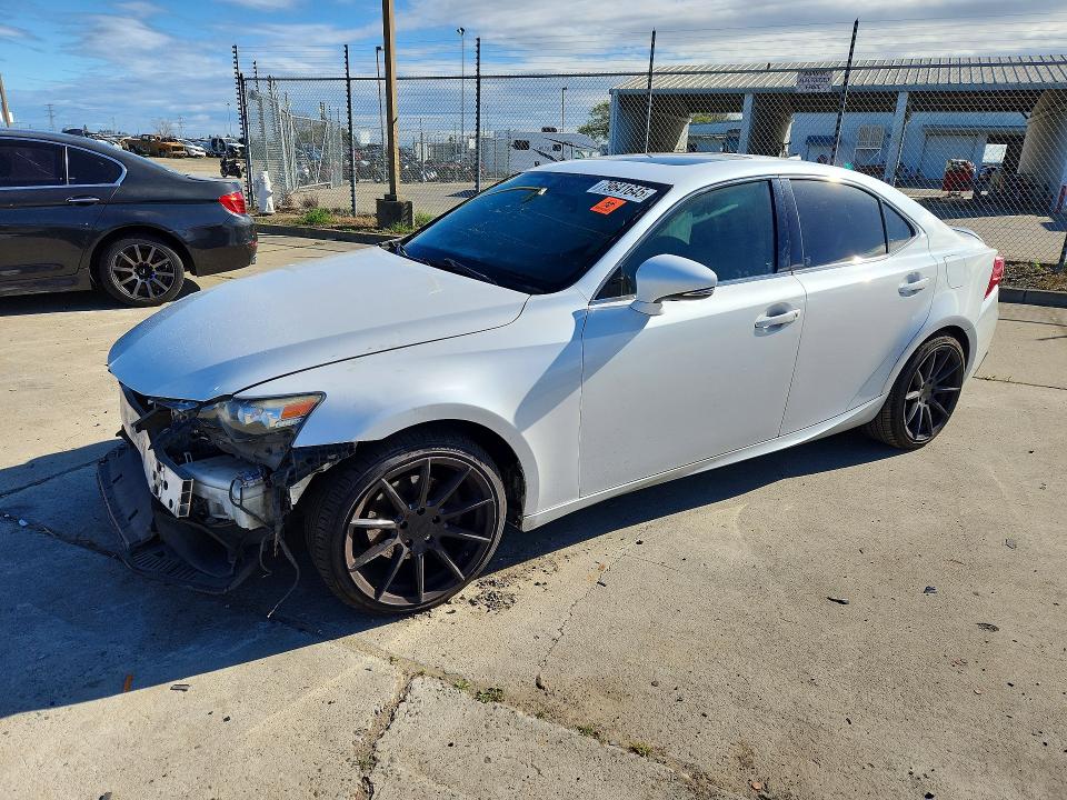 2015 LEXUS IS 250 — VIN JTHCF1D26F5024892
