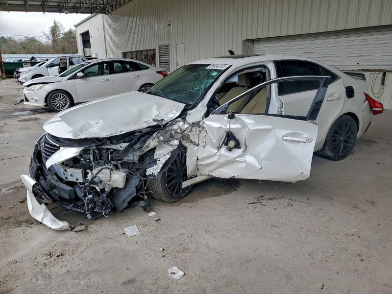 2015 LEXUS IS 250 — VIN JTHBF1D29F5078540