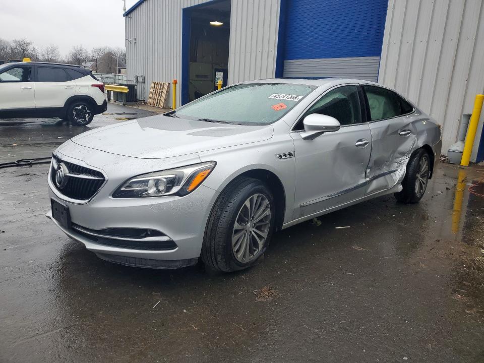 2017 BUICK LACROSSE — VIN 1G4ZP5SS8HU148220