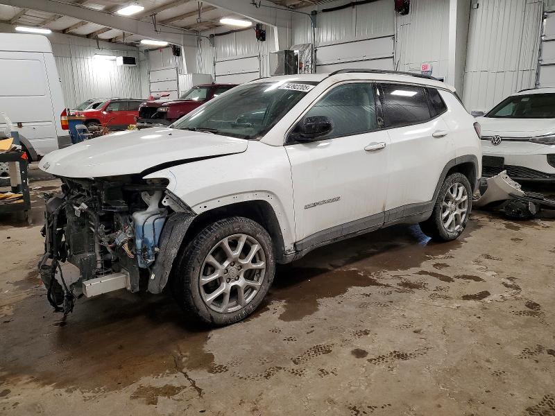 2022 JEEP COMPASS — VIN 3C4NJDFB5NT200241