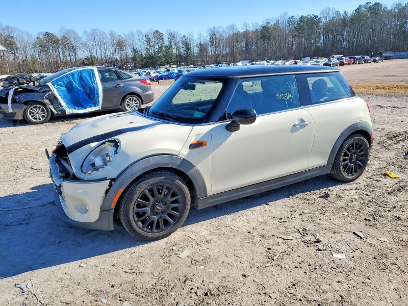 2018 MINI COOPER — VIN WMWXP5C54J2G63740