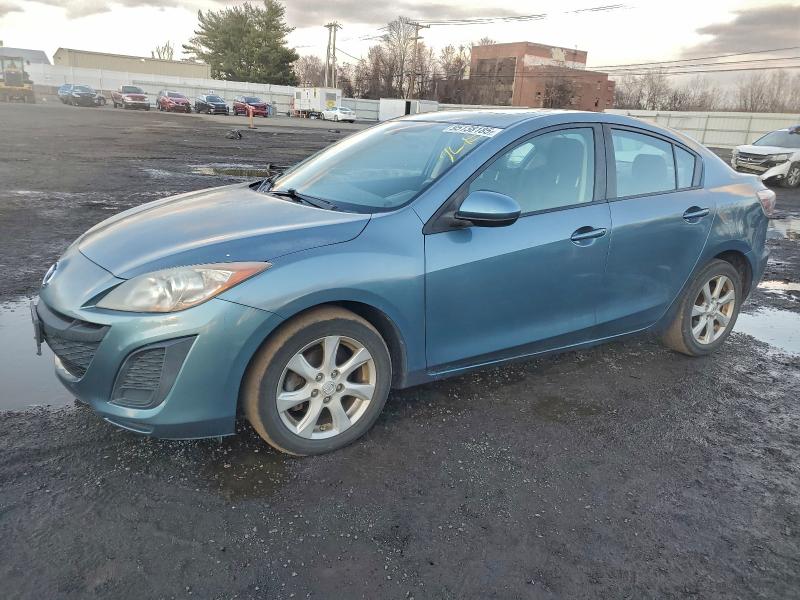 2011 MAZDA 3 I — VIN JM1BL1VG1B1475813