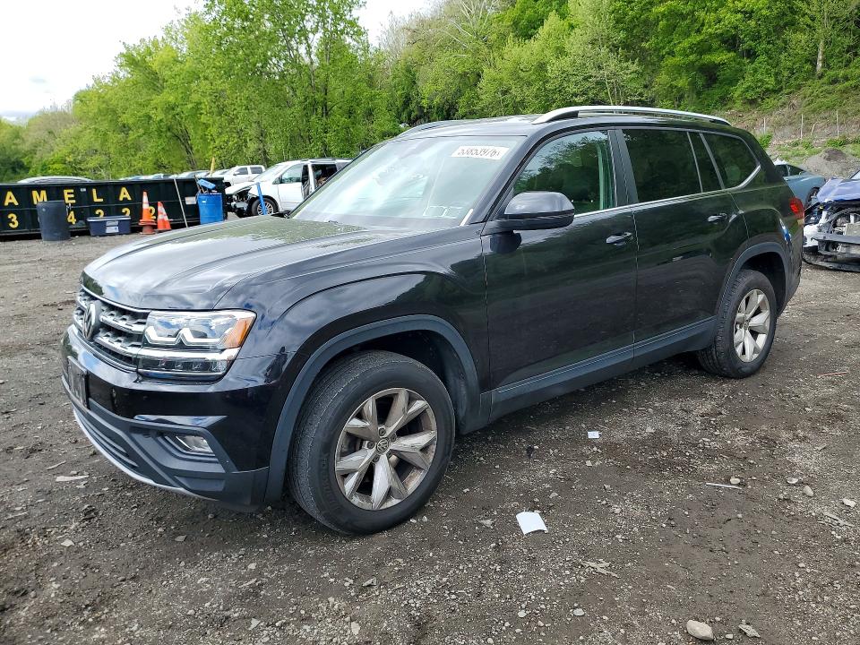 2018 VOLKSWAGEN ATLAS — VIN 1V2LR2CA2JC575511