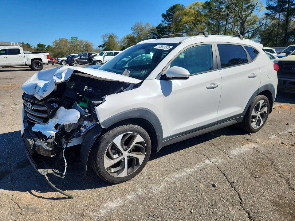 2016 HYUNDAI TUCSON — VIN KM8J33A25GU261166