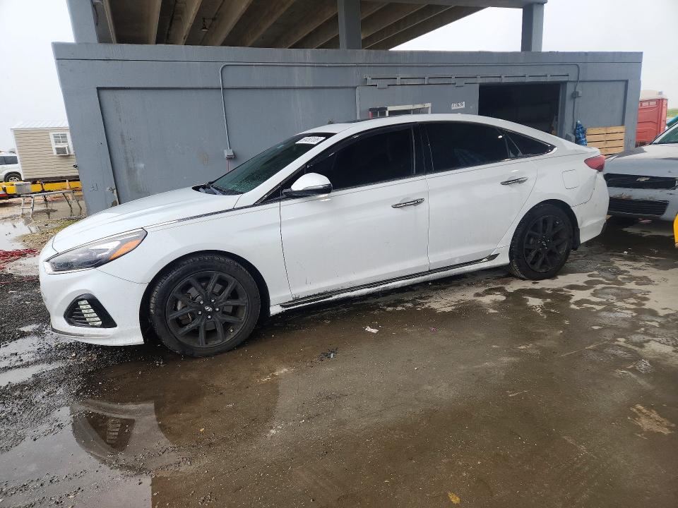 2018 HYUNDAI SONATA — VIN 5NPE34AB6JH685212