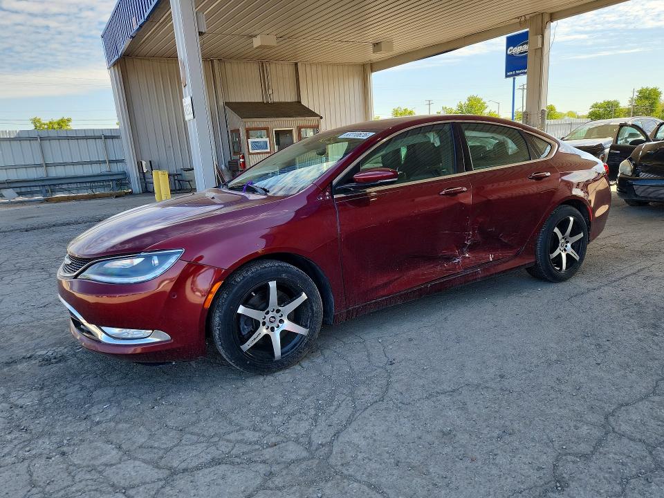 2015 CHRYSLER 200 — VIN 1C3CCCCGXFN520110