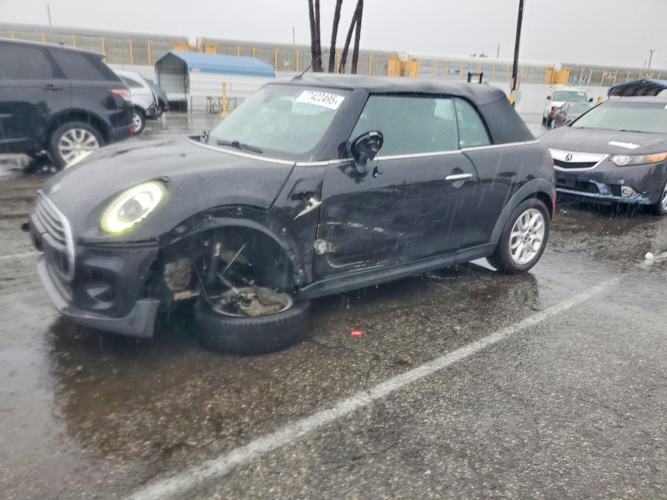 2021 MINI COOPER — VIN WMWWJ3C00M3M20184