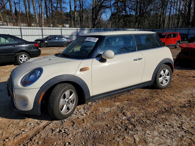 2016 MINI COOPER — VIN WMWXP5C56G2D14720