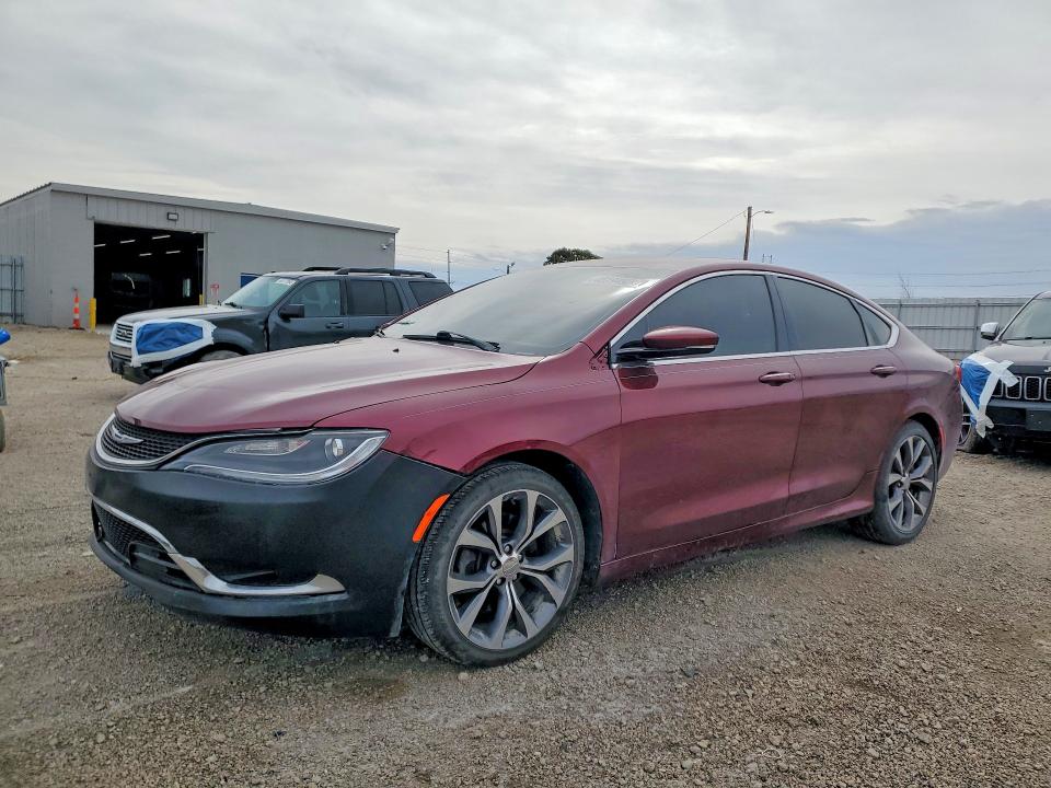2016 CHRYSLER 200 — VIN 1C3CCCCG0GN185246