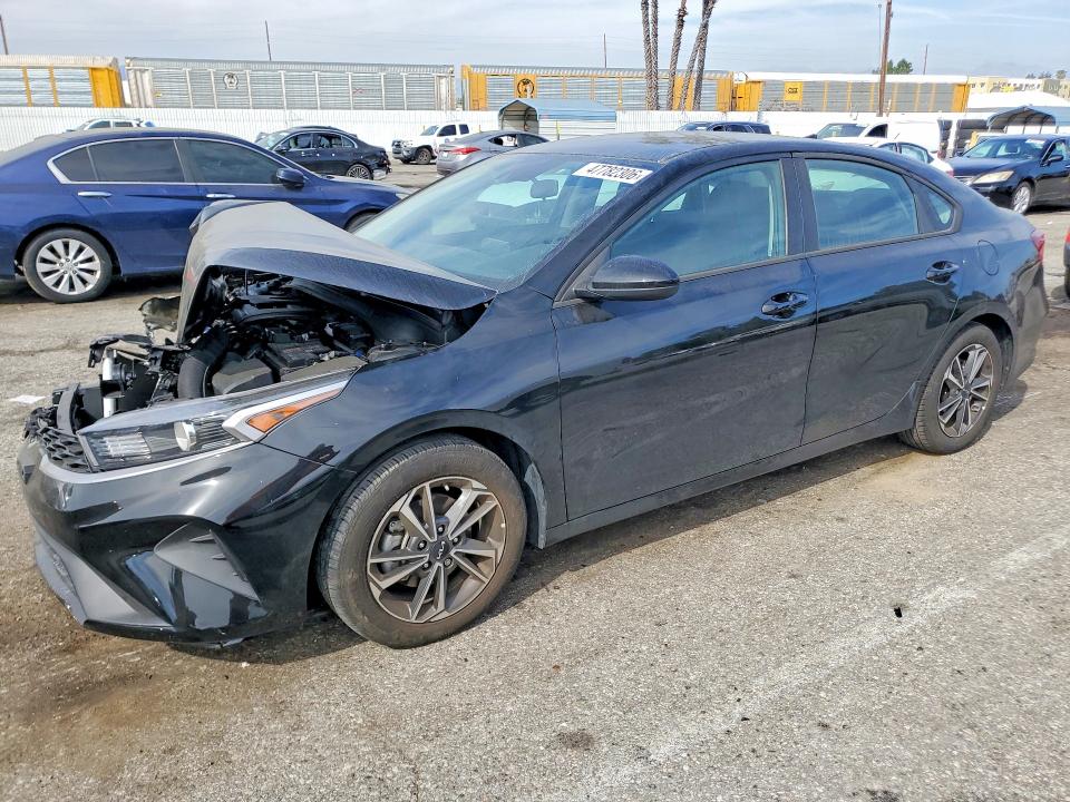 2024 KIA FORTE — VIN 3KPF24AD4RE713663