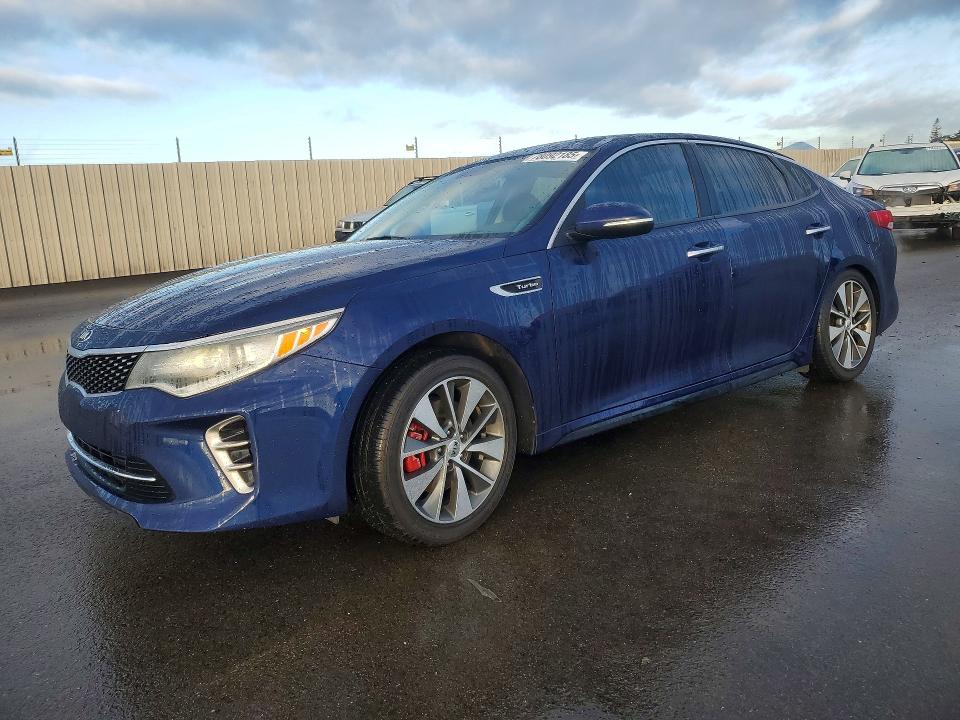 2016 KIA OPTIMA — VIN 5XXGW4L26GG095335