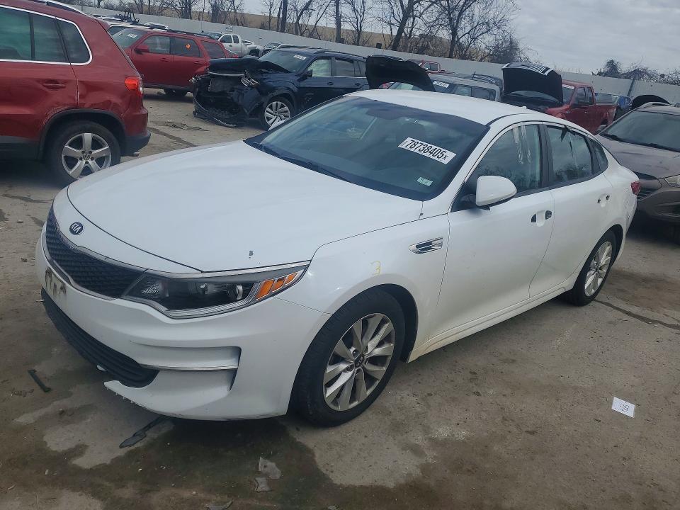 2016 KIA OPTIMA — VIN 5XXGT4L37GG006213