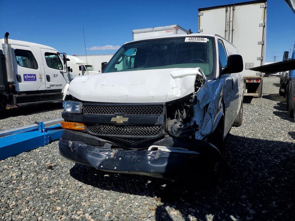 2020 CHEVROLET EXPRESS G2500 — VIN 1GCWGAFP7L1146040