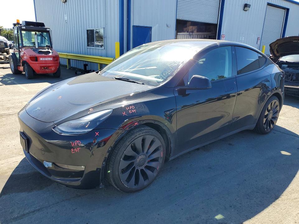2021 TESLA MODEL Y — VIN 5YJYGDEFXMF267477