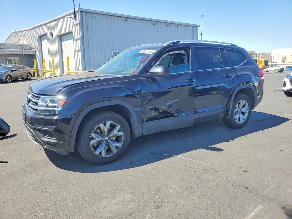 2018 VOLKSWAGEN ATLAS — VIN 1V2AP2CA1JC596217