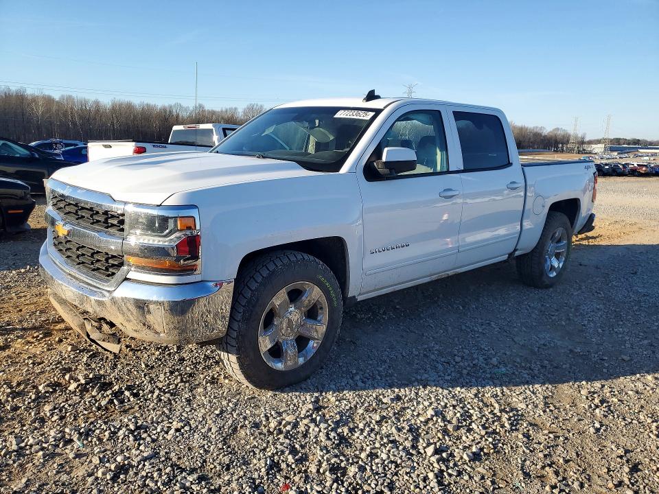 2018 CHEVROLET SILVERADO — VIN 3GCUKRER2JG297437