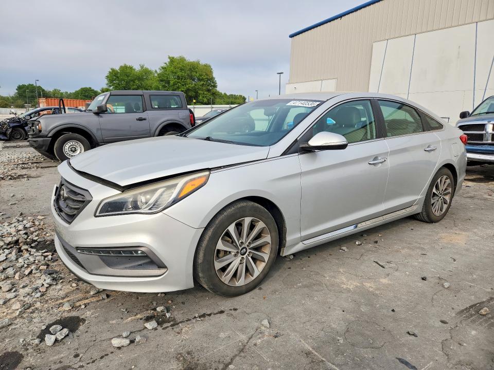 2015 HYUNDAI SONATA — VIN 5NPE34AF7FH053460
