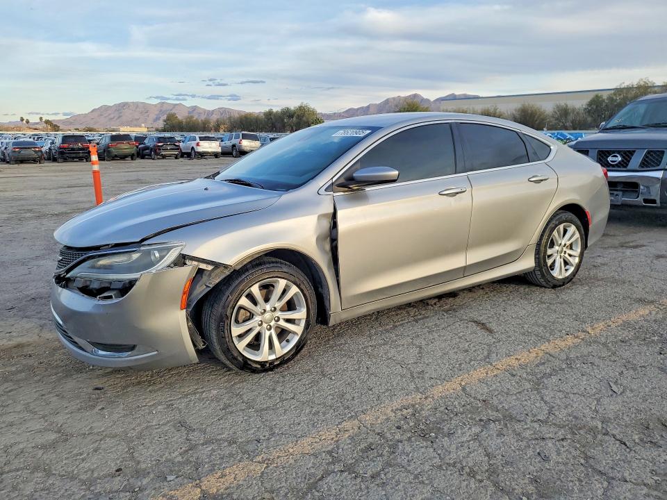 2015 CHRYSLER 200 — VIN 1C3CCCAB0FN631711