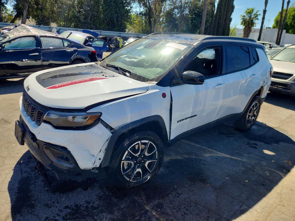 2025 JEEP COMPASS — VIN 3C4NJDDN8ST557261