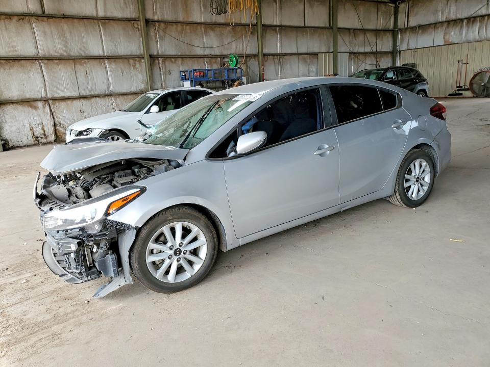 2017 KIA FORTE — VIN 3KPFL4A75HE117841