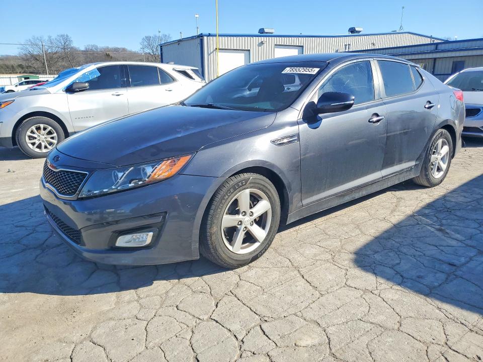 2015 KIA OPTIMA — VIN 5XXGM4A75FG485460