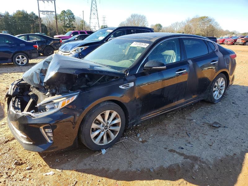 2018 KIA OPTIMA — VIN 5XXGT4L38JG245874