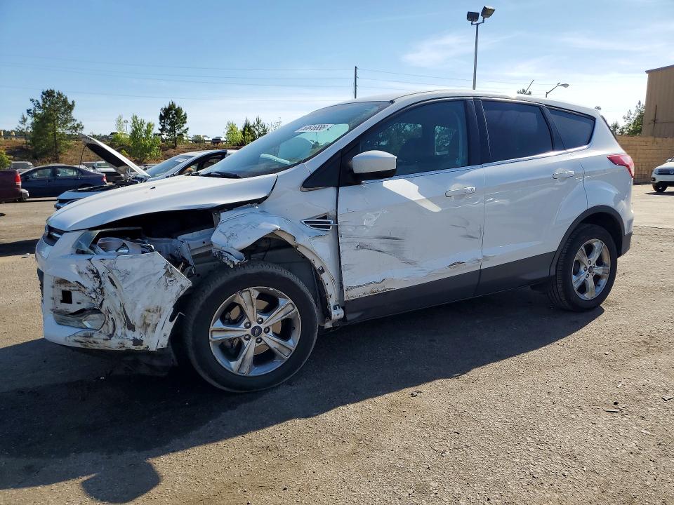 2015 FORD ESCAPE — VIN 1FMCU0GX2FUA68477