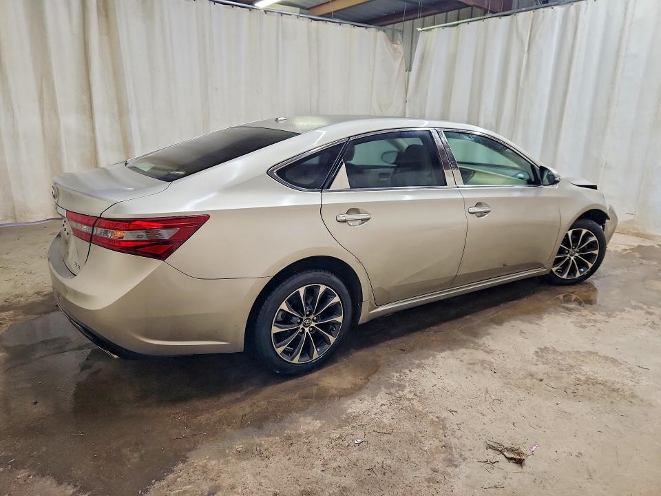4T1BK1EB5GU209588