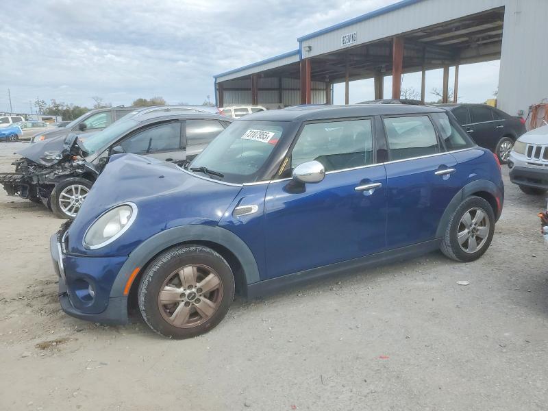 2015 MINI COOPER — VIN WMWXS5C5XFT832477