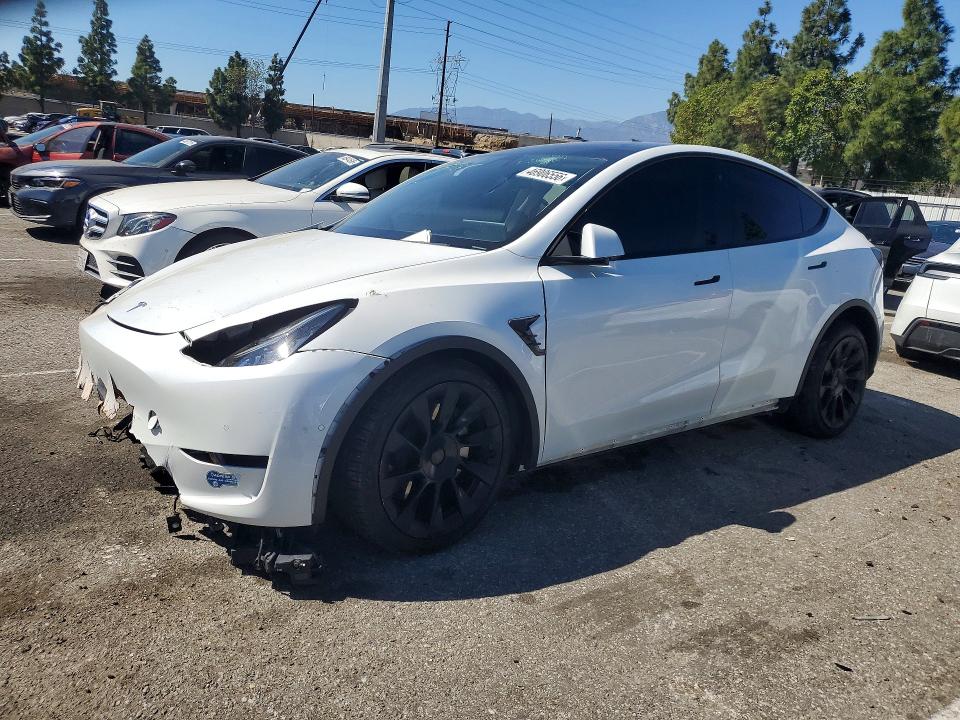 2020 TESLA MODEL Y — VIN 5YJYGDEE4LF045975