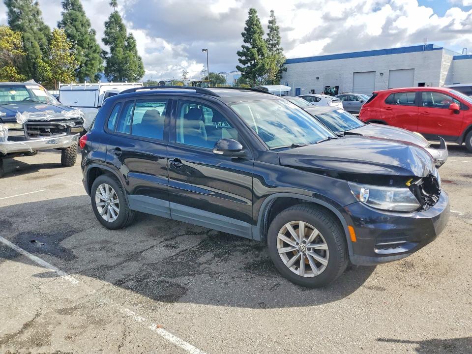 WVGAV7AX2JK004403