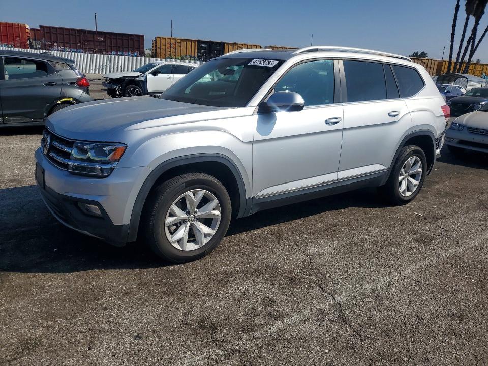 2018 VOLKSWAGEN ATLAS — VIN 1V2MR2CAXJC578323