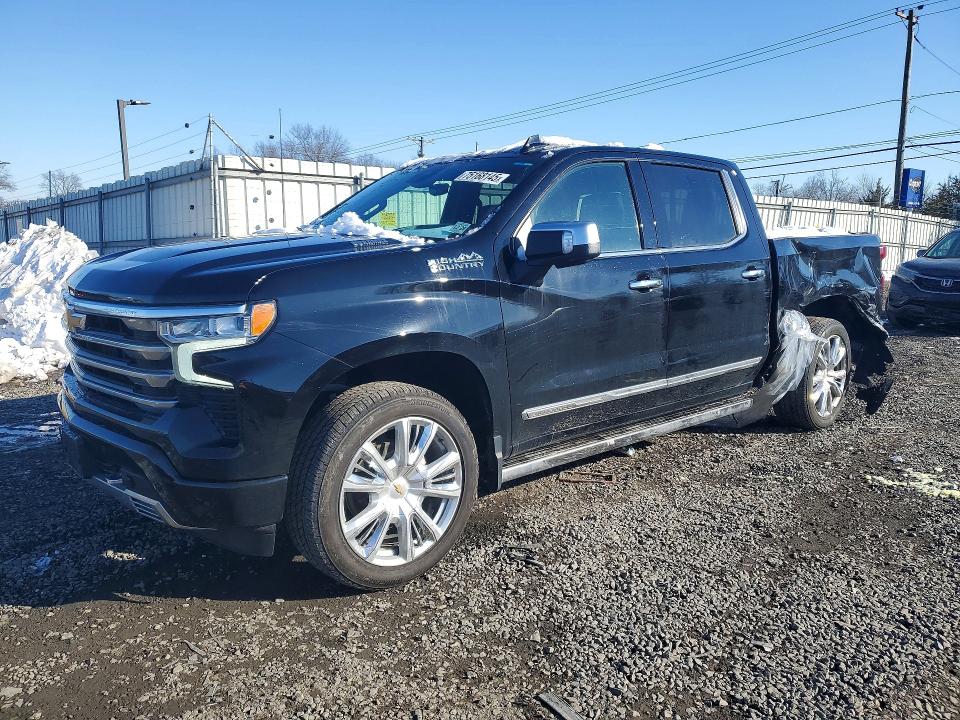 2024 CHEVROLET SILVERADO — VIN 1GCUDJE88RZ201678