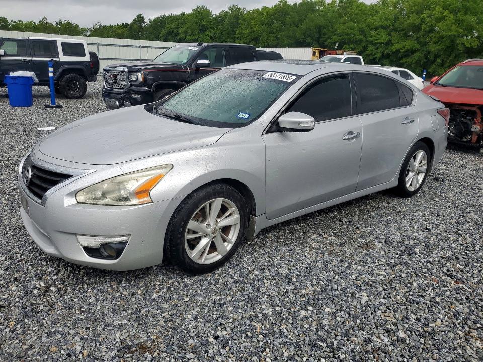 2015 NISSAN ALTIMA — VIN 1N4AL3AP3FC133583