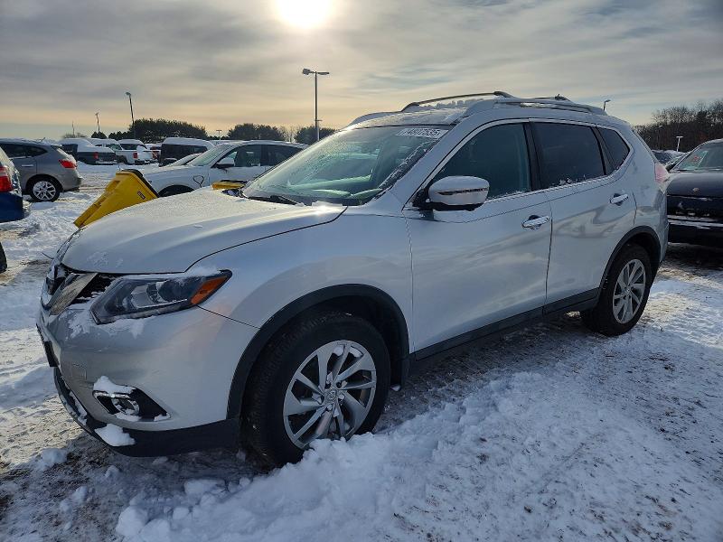 2015 NISSAN ROGUE S — VIN 5N1AT2MV4FC826902
