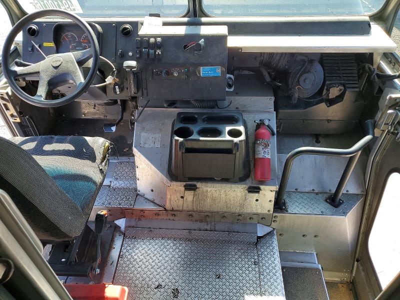 4UZAC2EA6MCMM9224