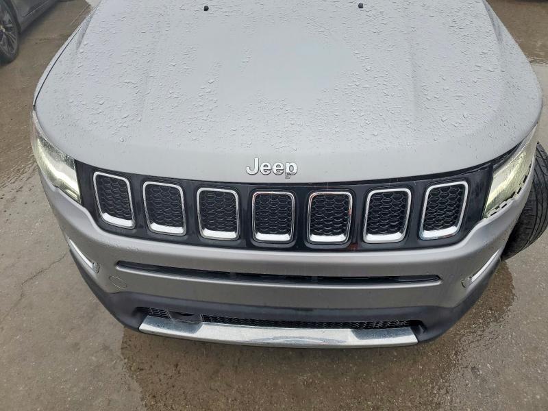 3C4NJDCB9JT290699