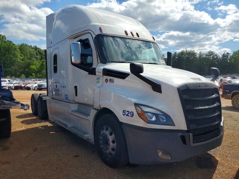 2018 FREIGHTLINER CASCADIA 126 — VIN 3AKJHHDR7JSJP0440