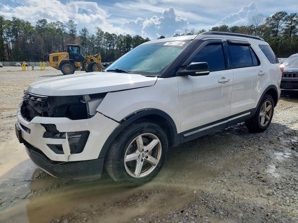2017 FORD EXPLORER — VIN 1FM5K8D80HGD18438