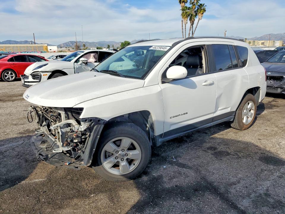 2016 JEEP COMPASS — VIN 1C4NJCEA2GD795948