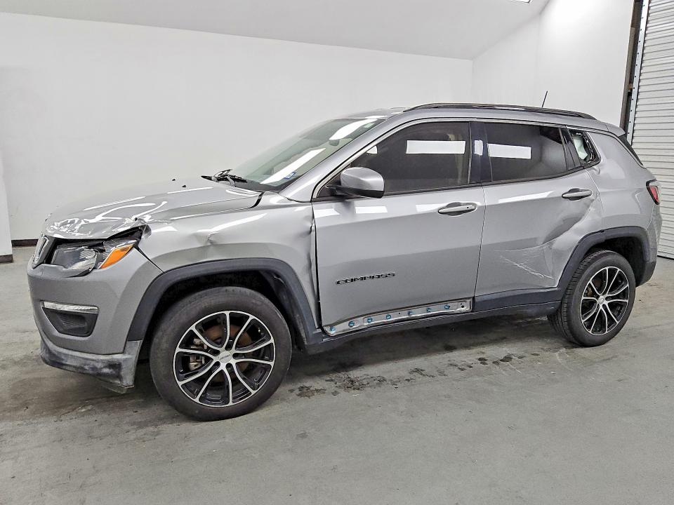 2019 JEEP COMPASS — VIN 3C4NJDBB5KT593899