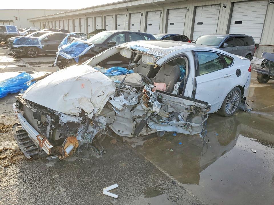 2015 FORD FUSION TIT — VIN 3FA6P0K9XFR282213