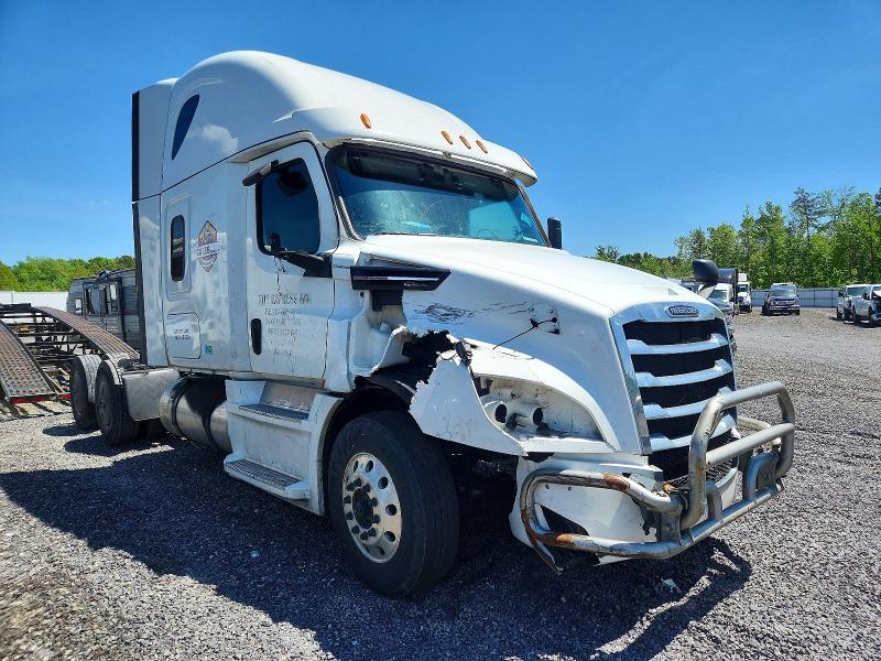 2020 FREIGHTLINER CASCADIA 126 — VIN 3AKJHHDR1LSLH8781