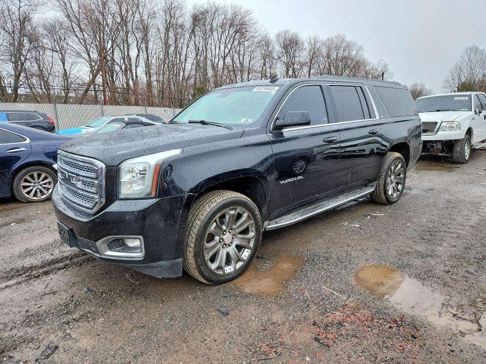 2015 GMC YUKON XL — VIN 1GKS2HKC8FR155428