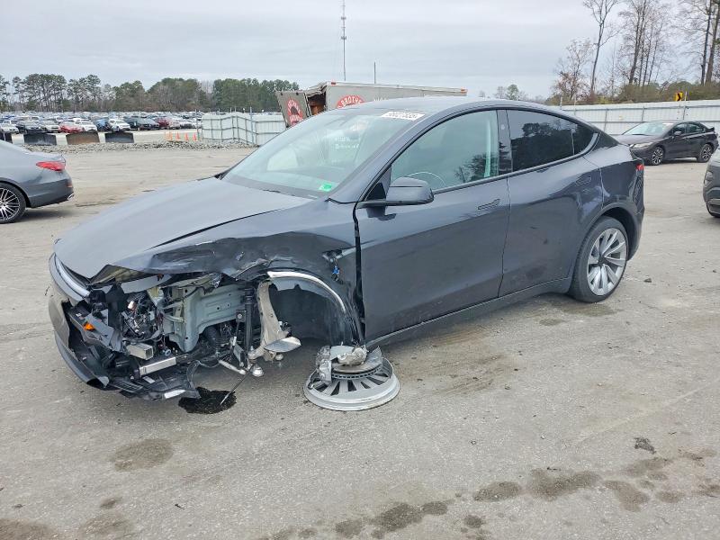 2026 TESLA MODEL Y — VIN 7SAYGDED5TF537022